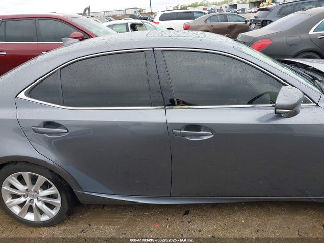 Lexus IS 200T 2016 JTHBA1D27G5006008 Image 14