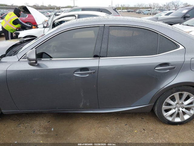 Lexus IS 200T 2016 JTHBA1D27G5006008 Image 15
