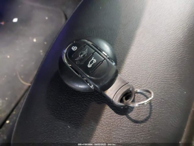 2019 MINI HARDTOP WMWXU3C5XK2H88000 Photo 10