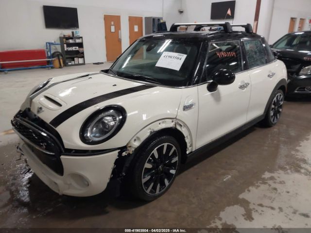 2019 MINI HARDTOP WMWXU3C5XK2H88000 Photo 1