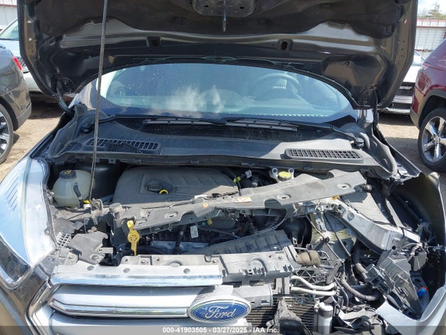1FMCU0GD9HUD28110 Ford ESCAPE SE