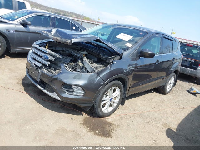 1FMCU0GD9HUD28110 Ford ESCAPE SE