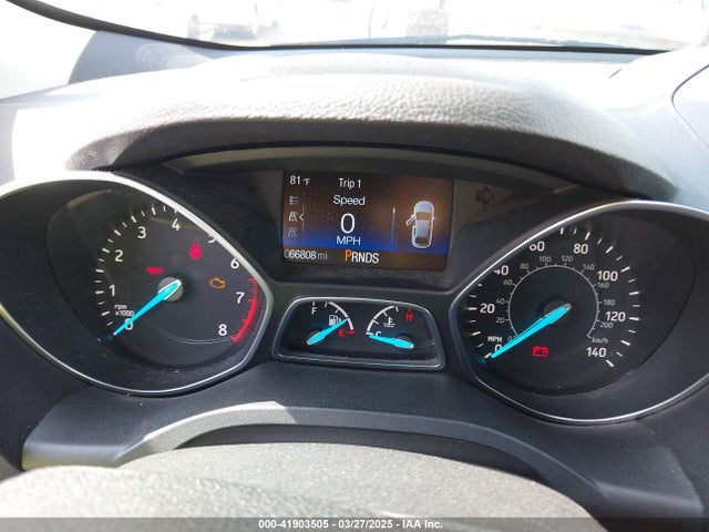 1FMCU0GD9HUD28110 Ford ESCAPE SE