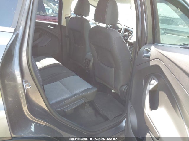 1FMCU0GD9HUD28110 Ford ESCAPE SE