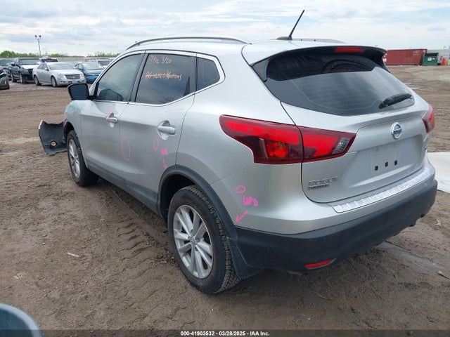 JN1BJ1CP3HW021103 Nissan Rogue Sport Sv