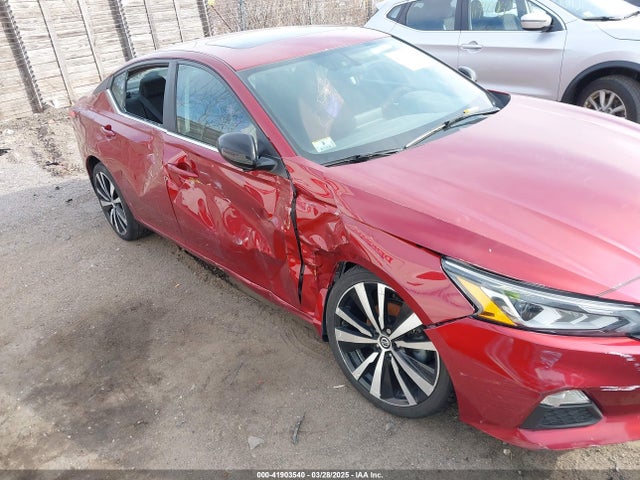 1N4BL4CW7KN318703 Nissan Altima 2.5 Sr