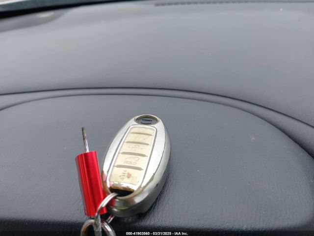5N1AR2MM3EC723104 Nissan Pathfinder Platinum