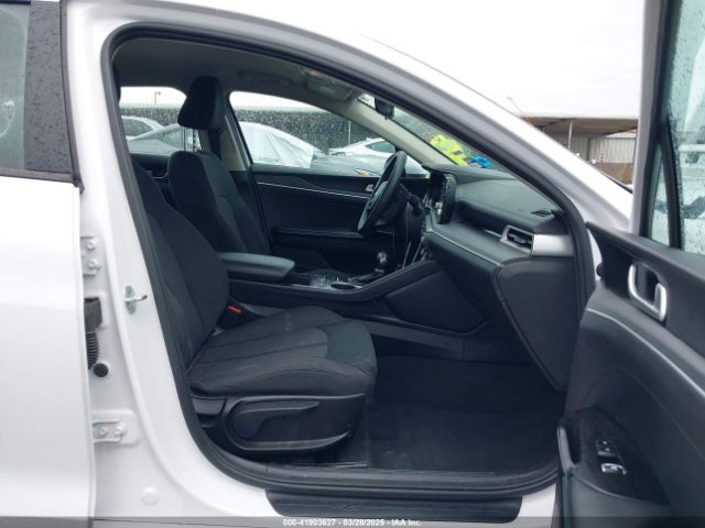 5XXG14J26MG069394 KIA K5 LXS