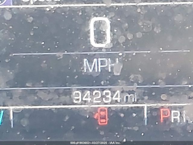 1GCVKREH8JZ297373 Chevrolet Silverado 1500 1lt