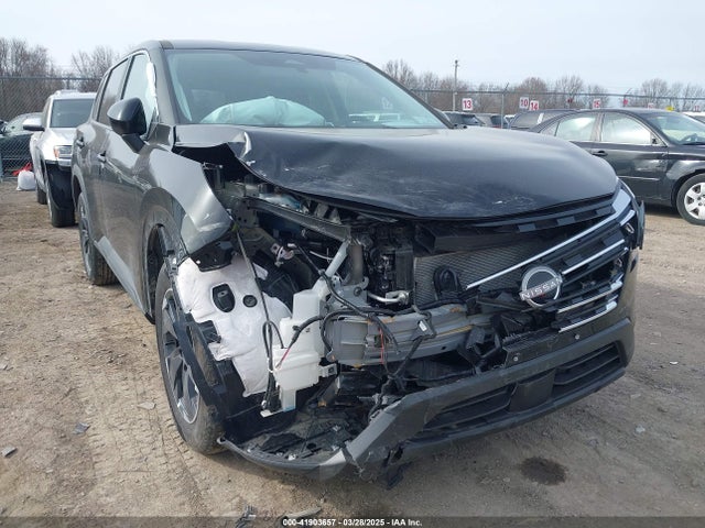 5N1BT3BB3SC808226 Nissan Rogue