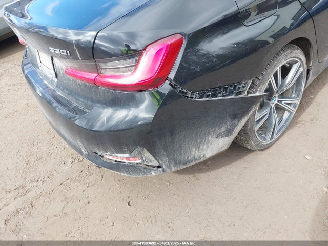 41903692 :رقم المزاد ، 3MW5R7J07L8B20338 vin ، 2020 Bmw 330i Xdrive مزاد بيع
