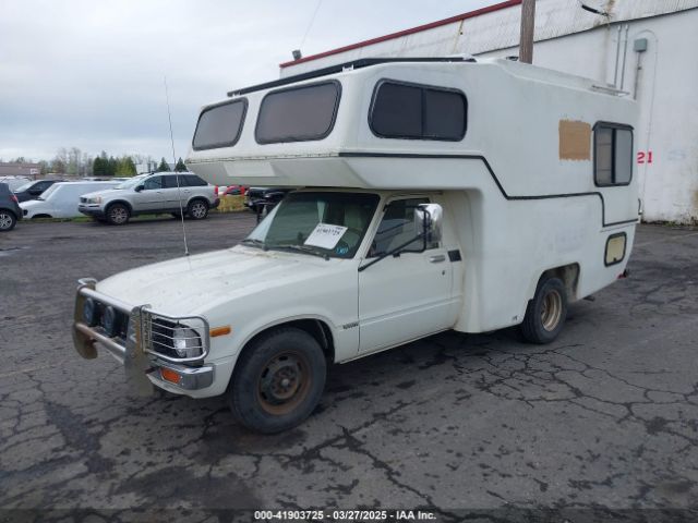 1981 TOYOTA PICKUP / CAB CHASSIS JT5RN44D4B0023261 Photo 1