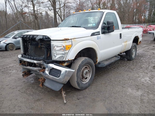 Ford F-250 Xl 2014 1FTBF2B69EEA88464 Image 2