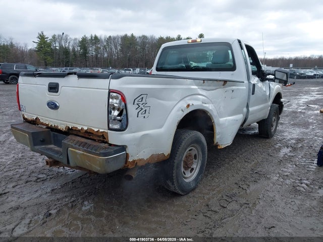 Ford F-250 Xl 2014 1FTBF2B69EEA88464 Image 4
