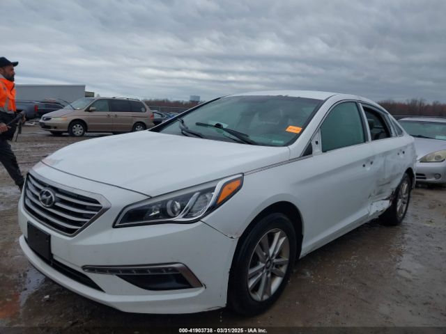 5NPE24AF2FH139584 Hyundai SONATA SE