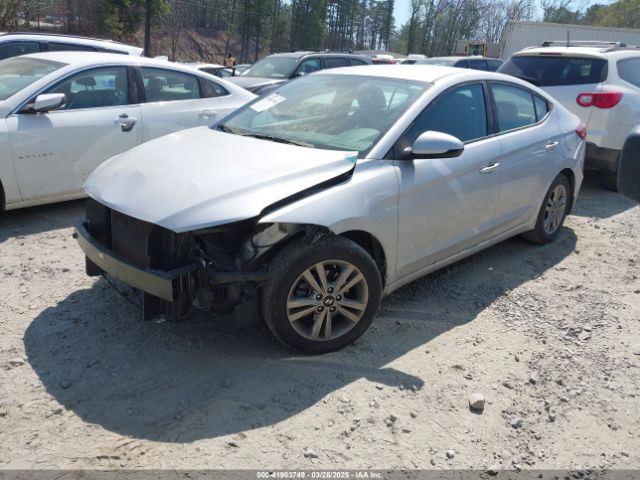 KMHD84LF2HU381027 Hyundai ELANTRA SE