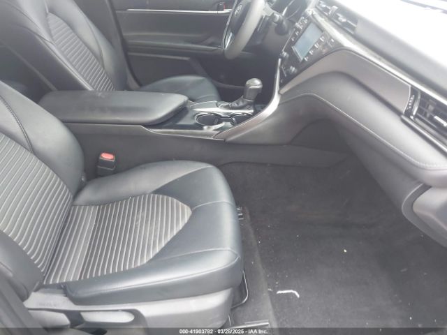 4T1B11HK9KU698049 Toyota CAMRY SE