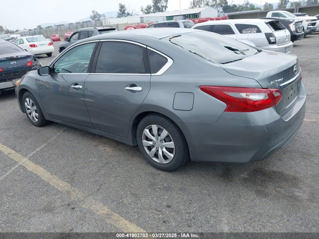1N4AL3AP3JC162204 Nissan Altima 2.5 S