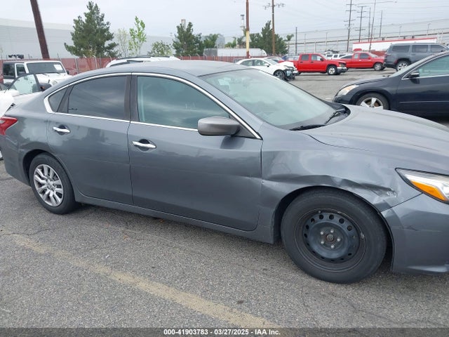 1N4AL3AP3JC162204 Nissan Altima 2.5 S