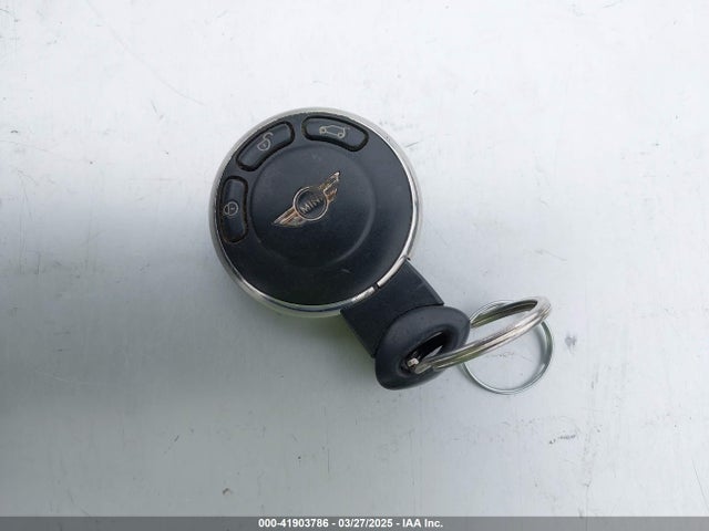 2011 MINI COOPER WMWSU3C50BT252013 Photo 10