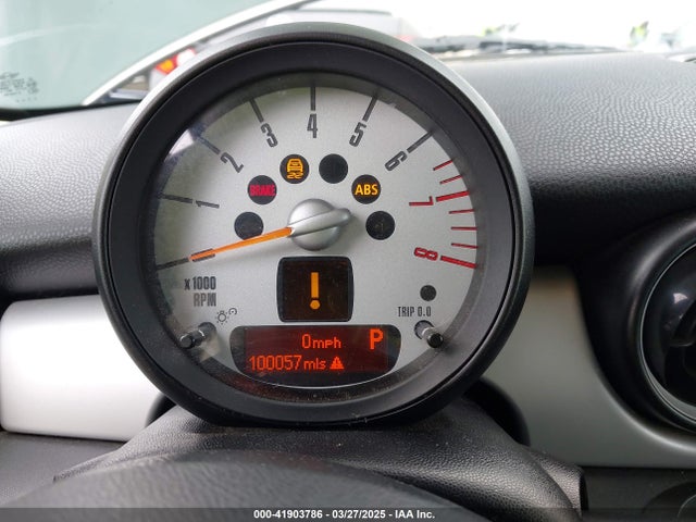 2011 MINI COOPER WMWSU3C50BT252013 Photo 6