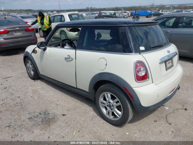 2013 MINI HARDTOP WMWSU3C54DT682307 Photo 2