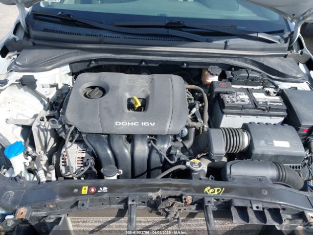 5NPD74LF6JH297204 Hyundai ELANTRA SE