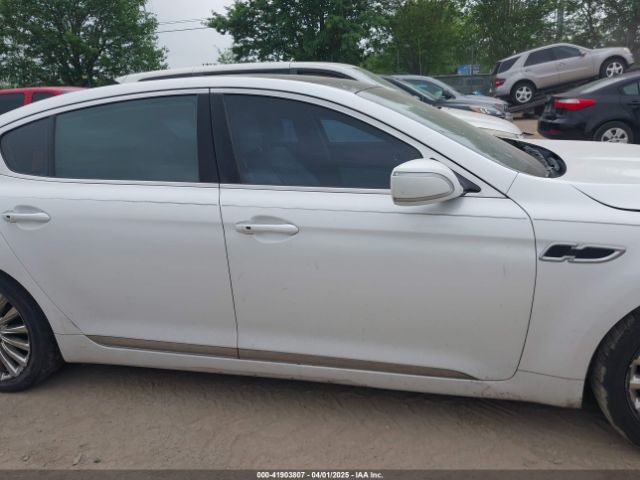 KNALW4D48F6018541 KIA K900 Luxury