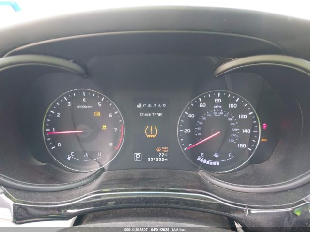 KNALW4D48F6018541 KIA K900 Luxury