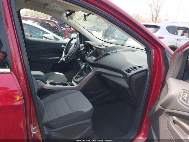 1FMCU0GX8EUA49818 Ford ESCAPE SE