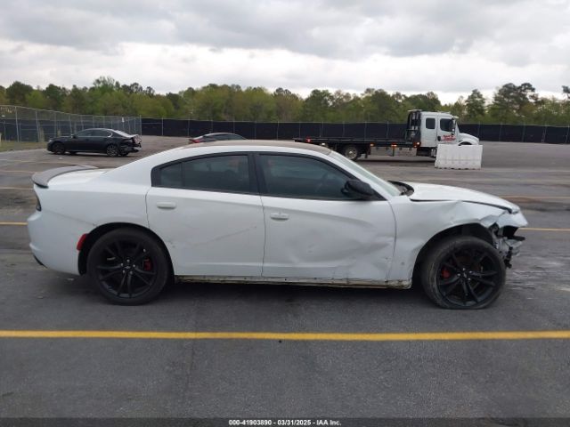 2C3CDXHG4HH504705 Dodge Charger Sxt Rwd