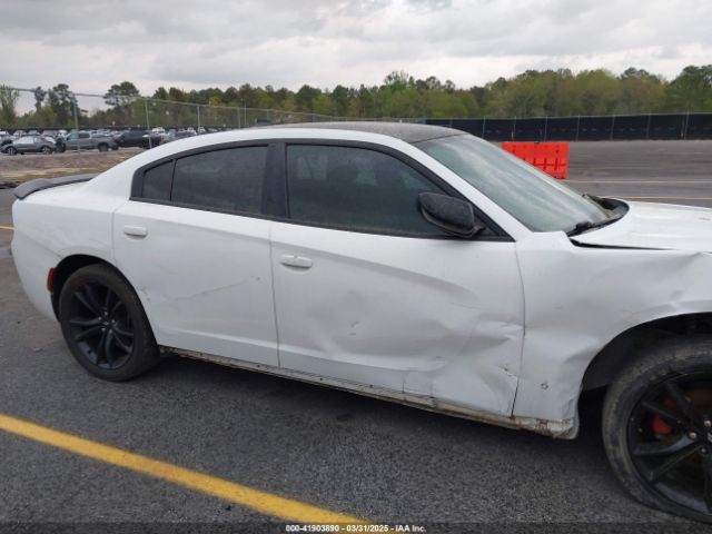2C3CDXHG4HH504705 Dodge Charger Sxt Rwd