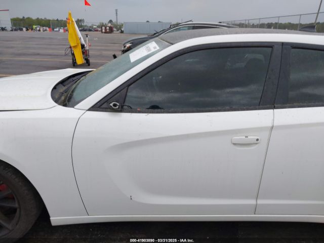 2C3CDXHG4HH504705 Dodge Charger Sxt Rwd