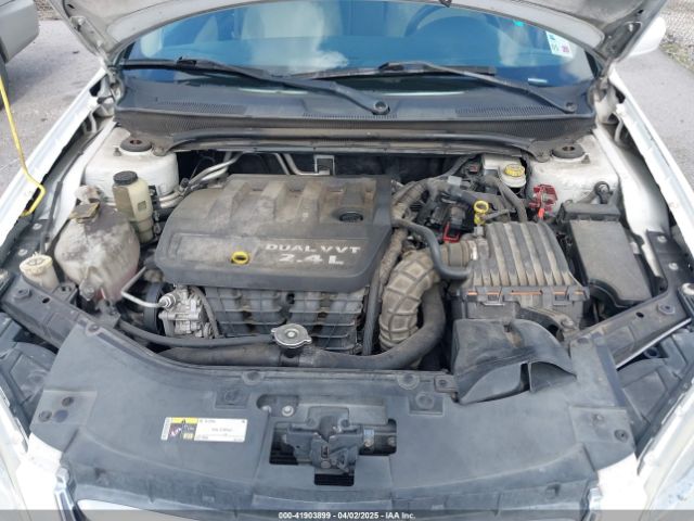 2014 CHRYSLER 200 1C3CCBAB4EN141555 Photo 9
