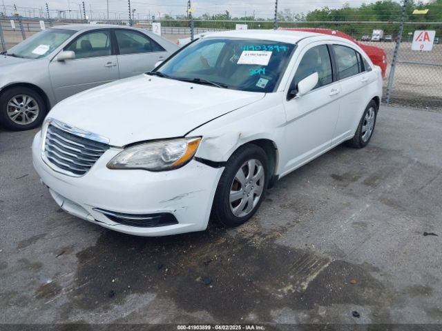 2014 CHRYSLER 200 1C3CCBAB4EN141555 Photo 1