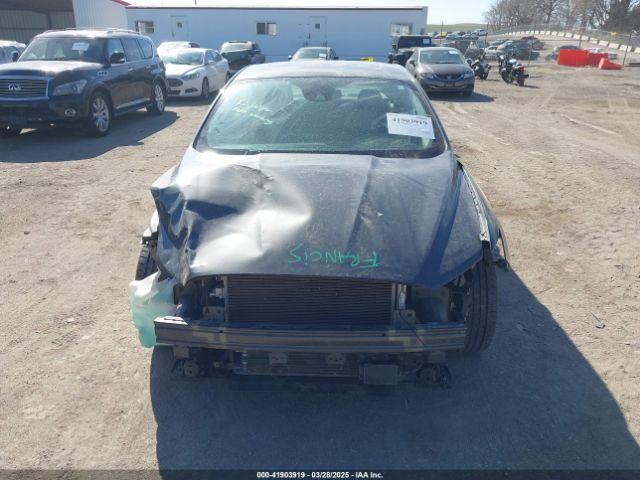 3FA6P0RU8GR266488 Ford Fusion Hybrid Titanium