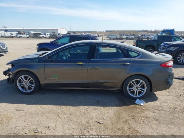 3FA6P0RU8GR266488 Ford Fusion Hybrid Titanium