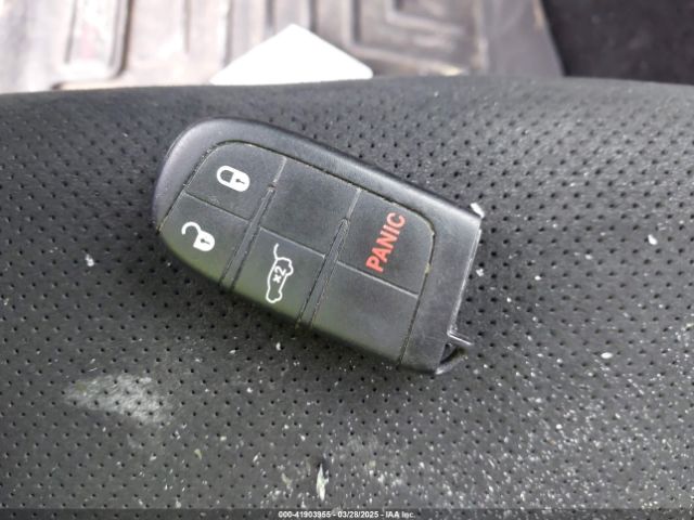 1C4RJFAG1JC479838 Jeep Grand Cherokee Laredo E 4x4