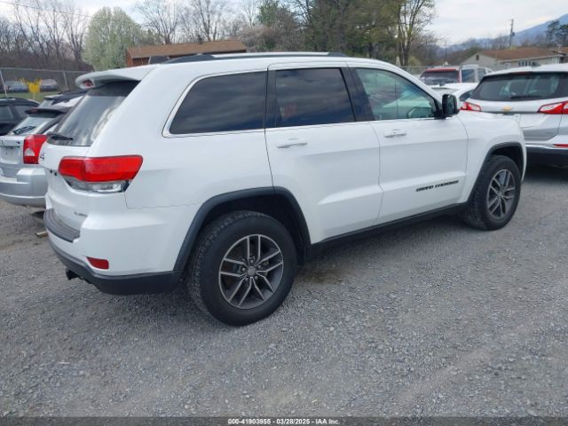 1C4RJFAG1JC479838 Jeep Grand Cherokee Laredo E 4x4