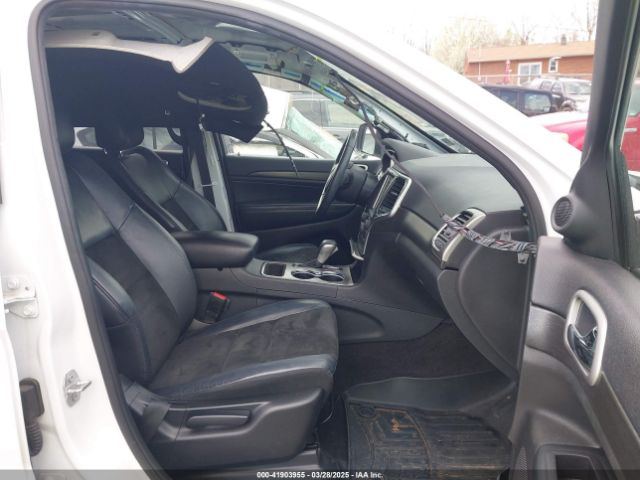 1C4RJFAG1JC479838 Jeep Grand Cherokee Laredo E 4x4