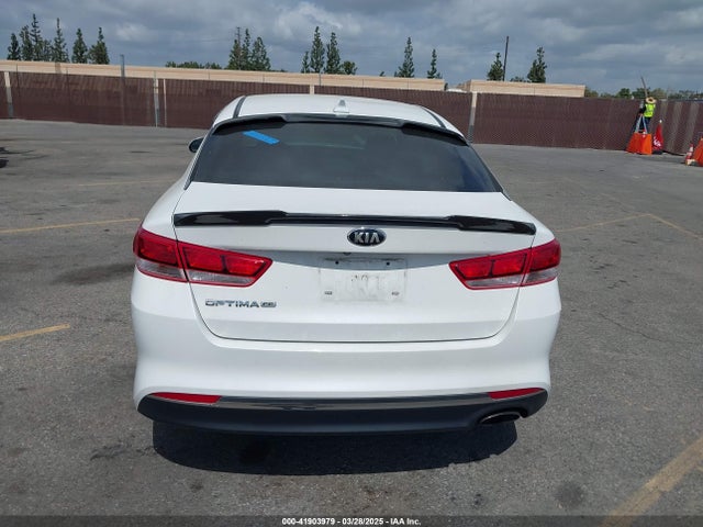 5XXGT4L33HG175579 KIA Optima Lx