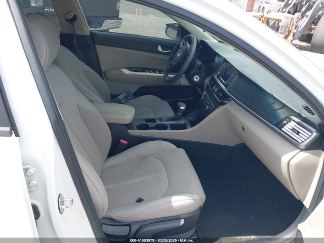 5XXGT4L33HG175579 KIA Optima Lx