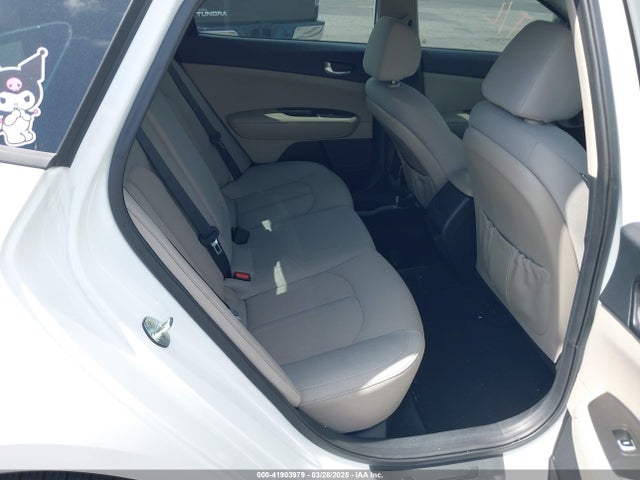 5XXGT4L33HG175579 KIA Optima Lx