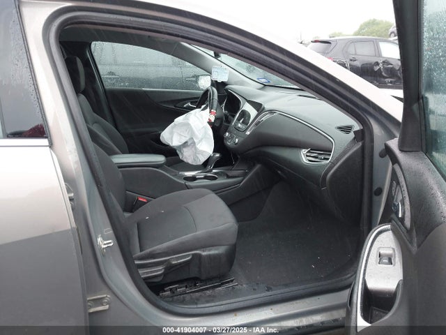 1G1ZE5ST9HF254238 Chevrolet MALIBU 1LT