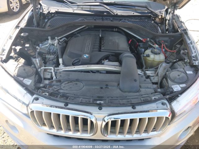 2018 BMW X5 5UXKR2C59J0Z20923 Photo 9