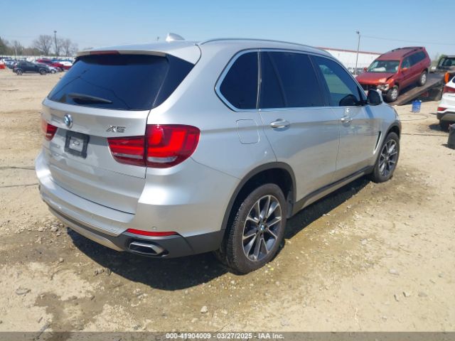 2018 BMW X5 5UXKR2C59J0Z20923 Photo 3