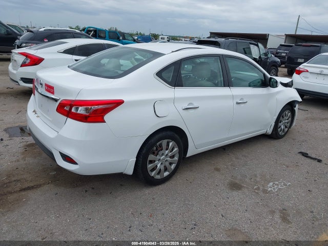 Nissan SENTRA S 2017 3N1AB7AP3HY334398 Image 4