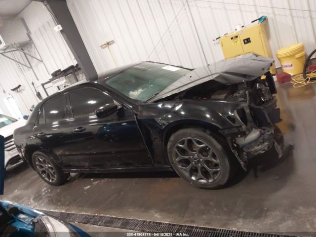 2C3CCARG5JH286066 Chrysler 300 Touring Awd