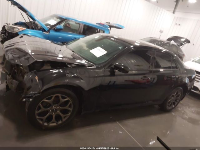 2C3CCARG5JH286066 Chrysler 300 Touring Awd