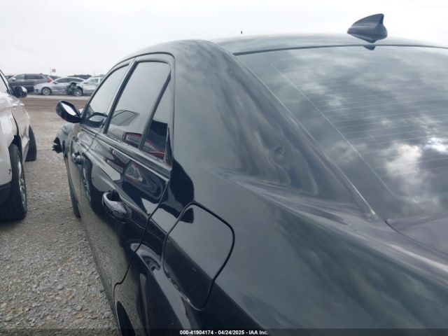 2C3CCARG5JH286066 Chrysler 300 Touring Awd